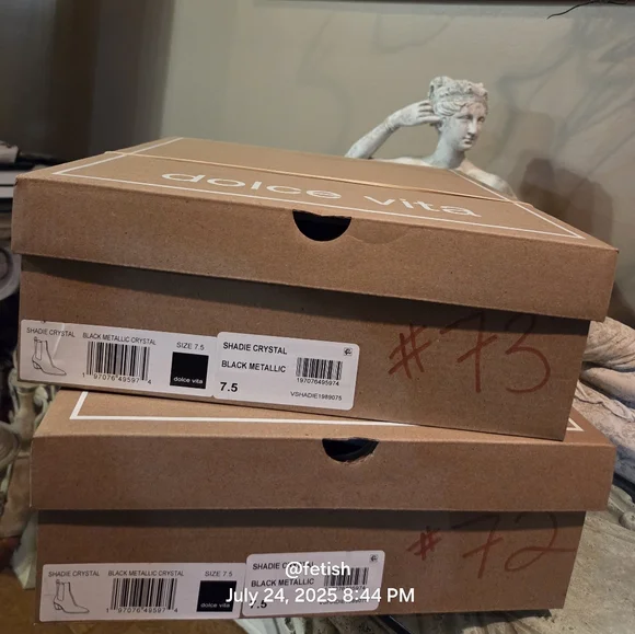 Dolce Vita Shadie Crystal Chelsea Boot In Black Metallic Crystal Designer #72 - Picture 9 of 13